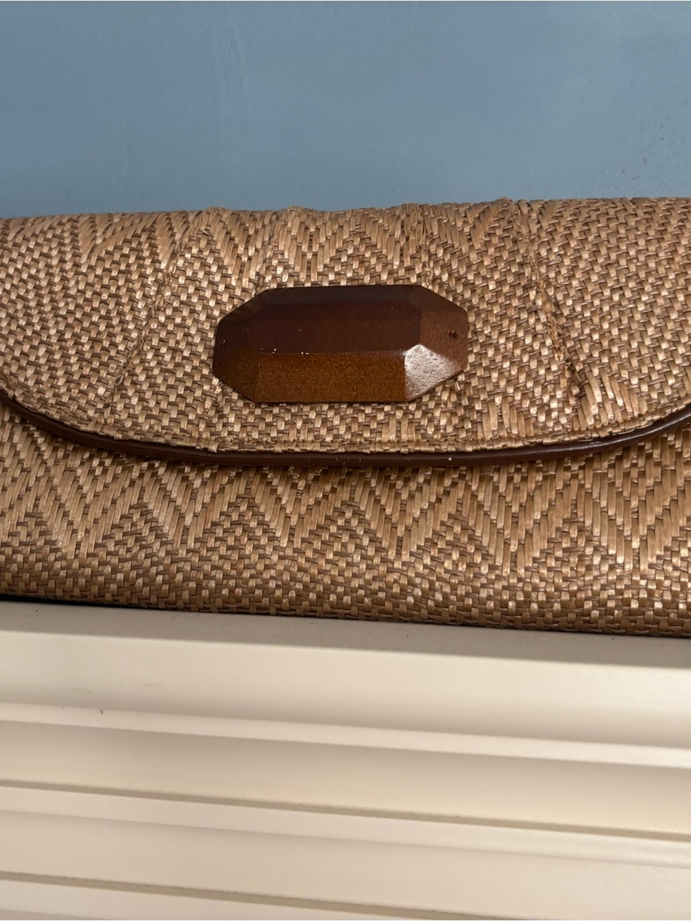 Woven clutch